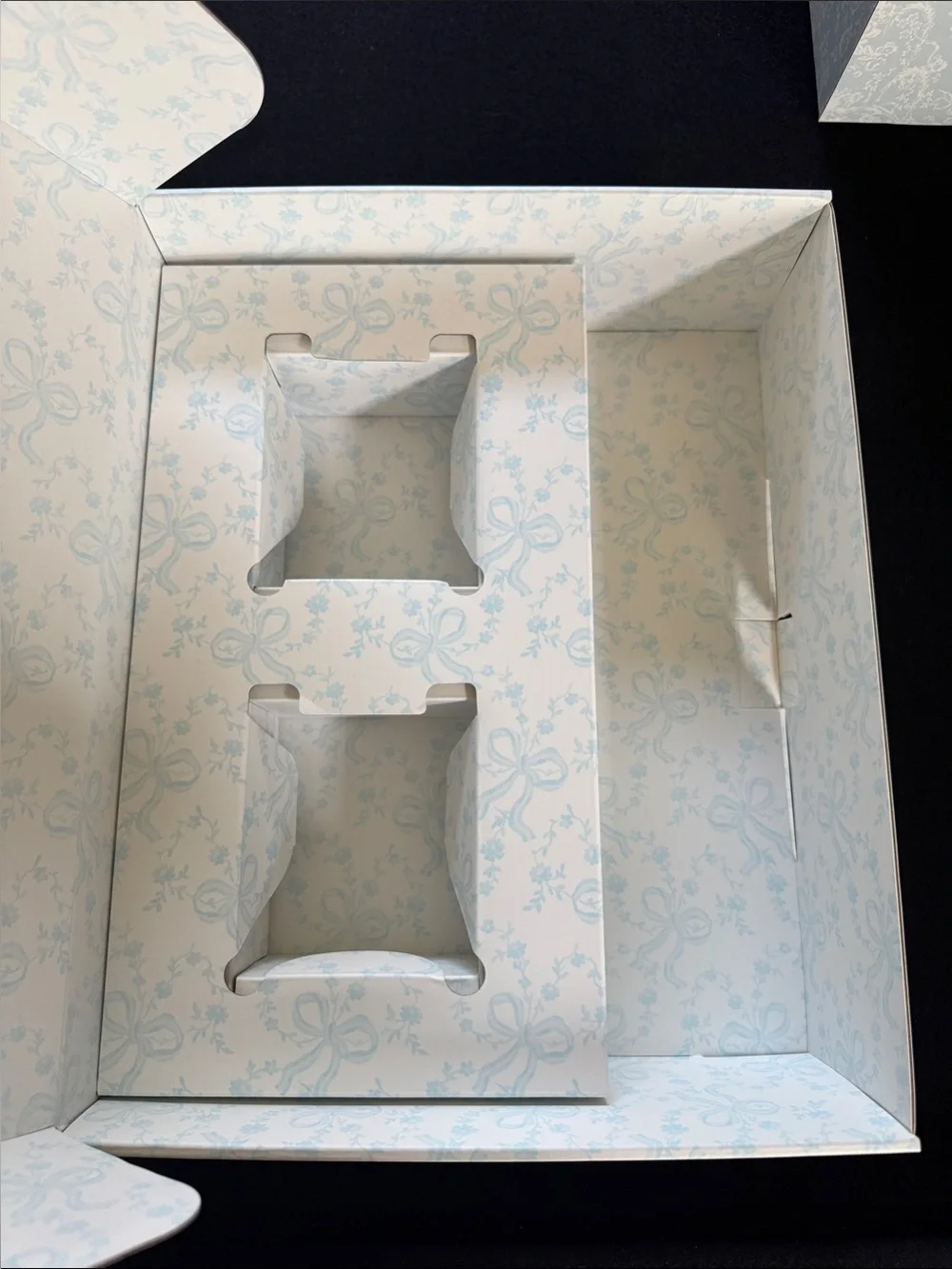 Stanley Decorative Box with Pale Blue Bow Motif (EMPTY BOX)